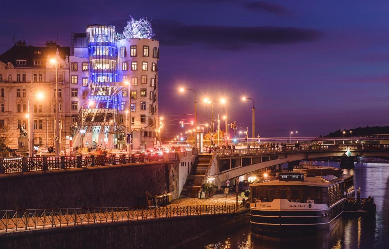 Dancing House - Tancici Dum