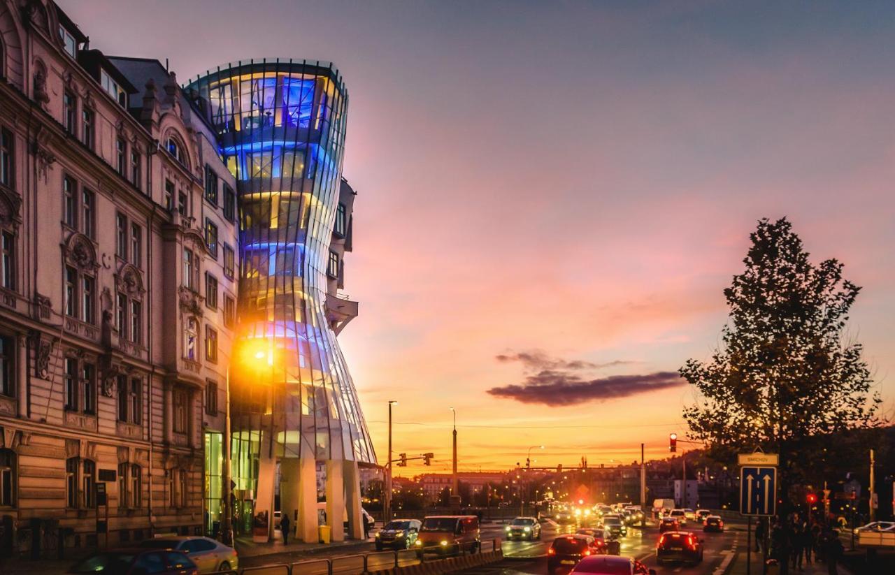 Dancing House - Tancici Dum Прага